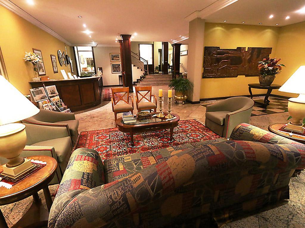 Village Hotel Ponta Grossa  Buitenkant foto