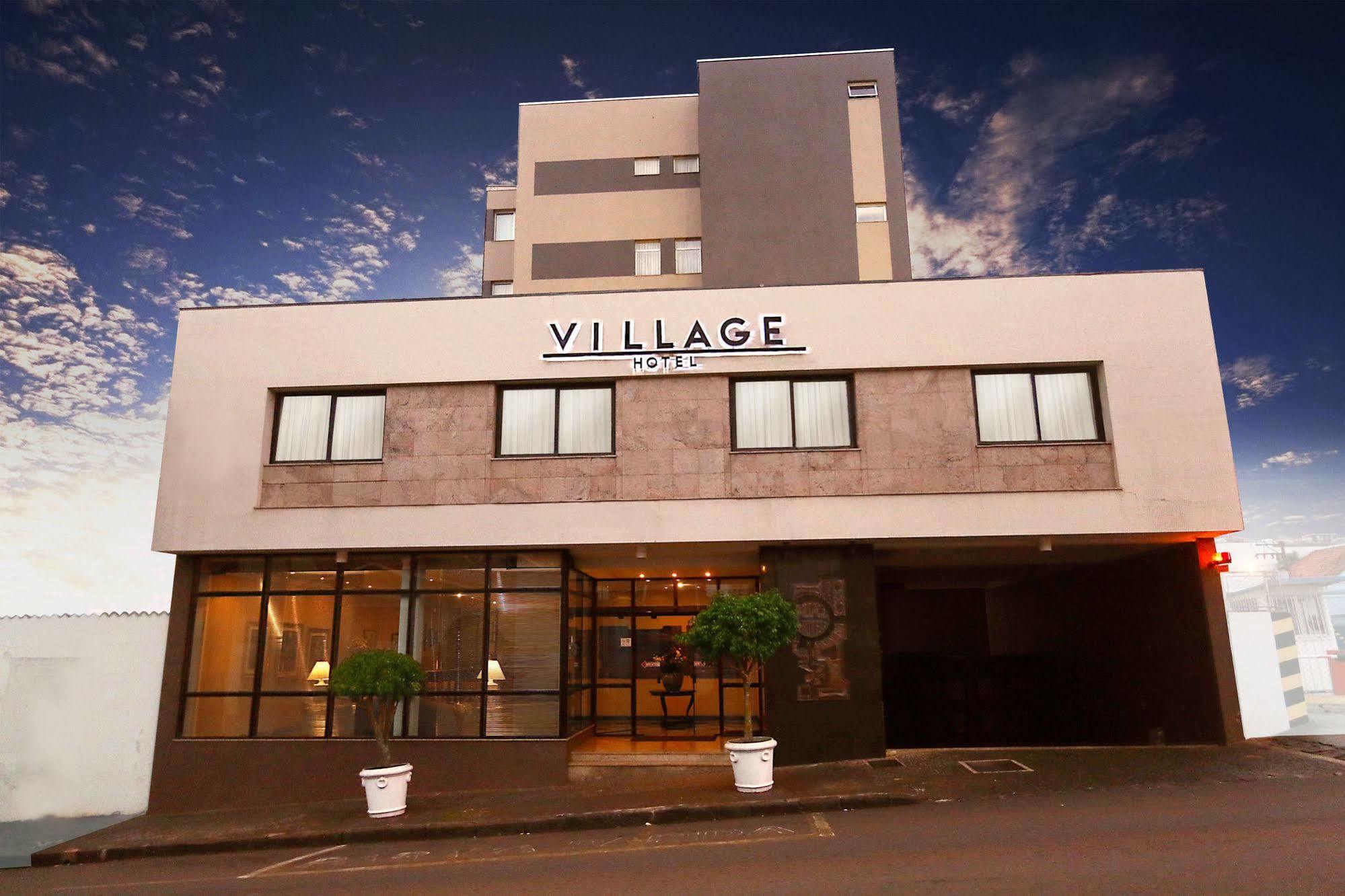 Village Hotel Ponta Grossa  Buitenkant foto